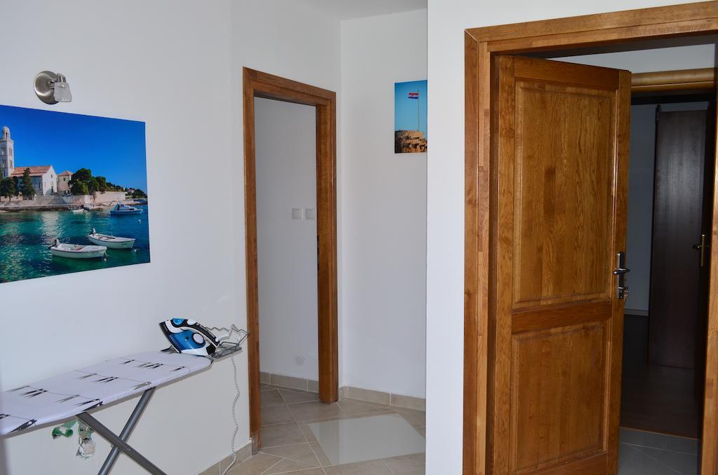 Boskovic * Stari Grad (Hvar)